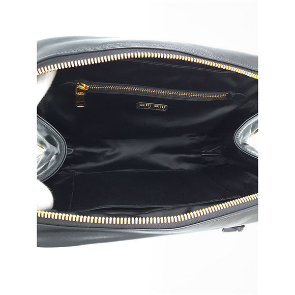 Miu Miu Matelasse Top Handle Bag Black - Picture 3 of 9